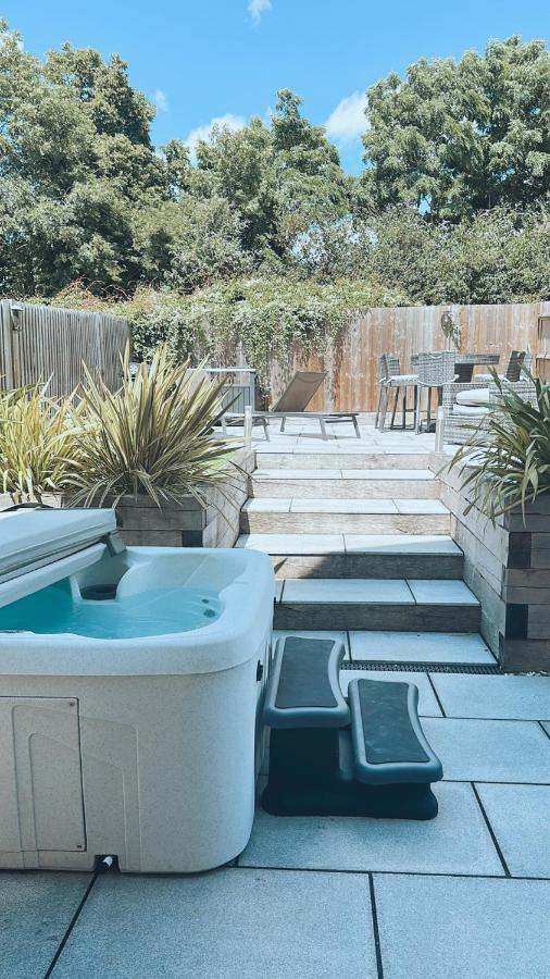 Villa Solent Heights•Sea View•Hot Tub Portsmouth Exterior foto